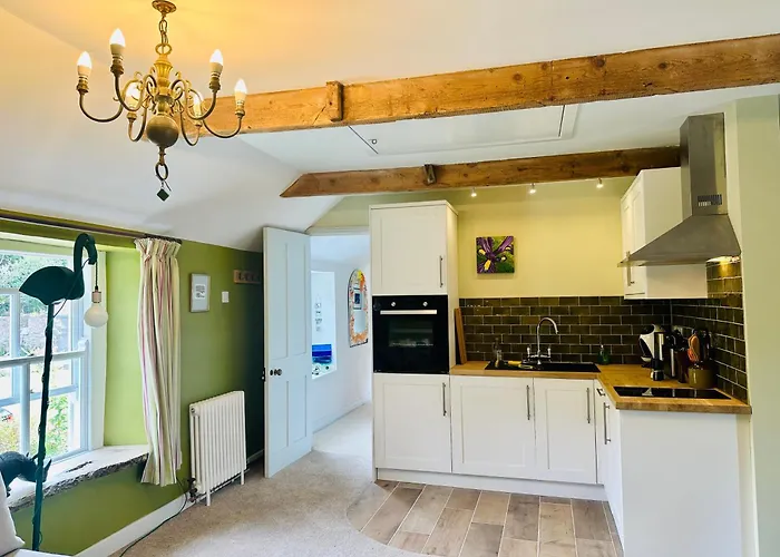 Exceptional Retreat Near Cornwall Coast